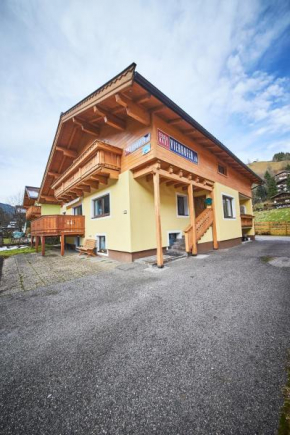 Holiday Home Viehhofen by HolidayFlats24
